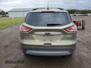 ✅ 2013 Ford Escape SE • VIN: 1FMCU0GX0DUB61768 • Lot: 85527525. Wystawiony na Copart z przebiegiem 160 499 mil. Bezpłatny archiwum sprzedaży aukcyjnych z USA i szczegółowy raport historii pojazdu na DreamBid. Zdjęcie 6.