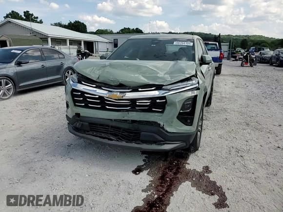 ✅ 2025 Chevrolet Equinox AWD LT • VIN: 3GNAXPEG8SL170151 • Lot: 66394105. Wystawiony na Copart z przebiegiem 16 377 mil. Bezpłatny archiwum sprzedaży aukcyjnych z USA i szczegółowy raport historii pojazdu na DreamBid. Zdjęcie 14.