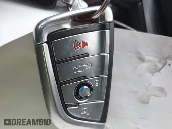 ✅ 2018 BMW 7 Series 740i xDrive • VIN: WBA7E4C59JGV23876 • Lot: 41381398. Listed on IAAI with 106,675 mi. Free auction sales archive from the USA and detailed vehicle history report at DreamBid. Image 11.