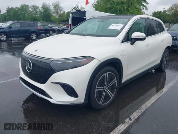 ✅ 2023 Mercedes-Benz EQS 450 • VIN: 4JGDM2EBXPA015987 • Lot: 42236468. Wystawiony na IAAI z przebiegiem 13 670 mil. Bezpłatny archiwum sprzedaży aukcyjnych z USA i szczegółowy raport historii pojazdu na DreamBid. Zdjęcie 19.