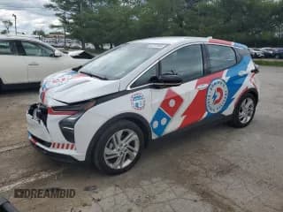 ✅ 2023 Chevrolet Bolt EV 1LT • VIN: 1G1FW6S0XP4141663 • Lot: 52757804. Wystawiony na Copart z przebiegiem 17 306 mil. Bezpłatny archiwum sprzedaży aukcyjnych z USA i szczegółowy raport historii pojazdu na DreamBid. Zdjęcie 1.