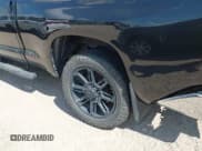 ✅ 2019 Toyota Tundra SR • VIN: 5TFRM5F13KX138750 • Лот: 42927766. Опубликован ранее на IAAI с пробегом 131 038 миль. Бесплатный доступ к архиву аукционных продаж из США и подробный отчёт об истории автомобиля на DreamBid. Изображение 17.