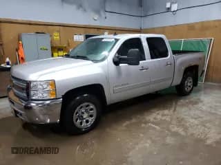 ✅ 2013 Chevrolet Silverado 1500 LS • VIN: 3GCPKREA3DG344552 • Lot: 54400105. Wystawiony na Copart z przebiegiem 114 039 mil mil. Skorzystaj z bezpłatnego archiwum sprzedaży aukcyjnych z USA i zobacz szczegółowy raport historii pojazdu na DreamBid. Zdjęcie 1.