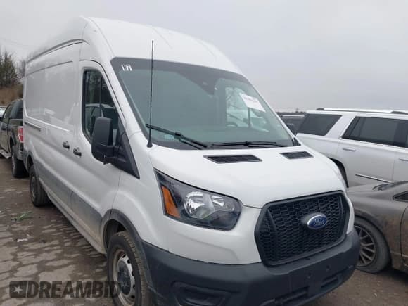 ✅ 2022 Ford Transit Cargo • VIN: 1FTBR1X84NKA82407 • Lot: 41503201. Listed on IAAI with 53,194 mi. Free auction sales archive from the USA and detailed vehicle history report at DreamBid. Image 13.