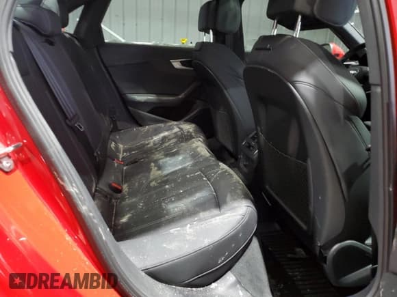 ✅ 2024 Audi A4 S line Premium • VIN: WAUDAAF42RN007320 • Lot: 44259055. Wystawiony na Copart z przebiegiem 4 355 mil. Bezpłatny archiwum sprzedaży aukcyjnych z USA i szczegółowy raport historii pojazdu na DreamBid. Zdjęcie 10.