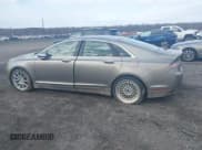 ✅ 2015 Lincoln MKZ • VIN: 3LN6L2J98FR620089 • Lot: 41805555. Listed on IAAI with Not provided. Free auction sales archive from the USA and detailed vehicle history report at DreamBid. Image 13.