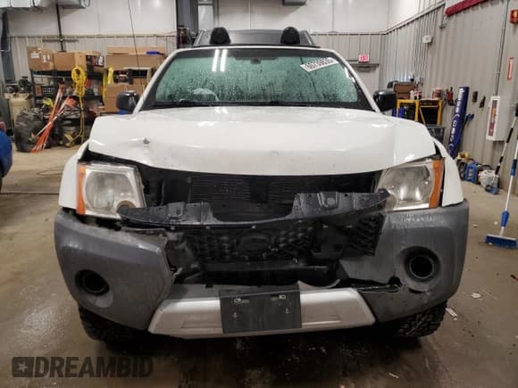 ✅ 2015 Nissan Xterra Pro-4X • VIN: 5N1AN0NW2FN656971 • Lot: 60739835. Wystawiony na Copart z przebiegiem 133 956 mil. Bezpłatny archiwum sprzedaży aukcyjnych z USA i szczegółowy raport historii pojazdu na DreamBid. Zdjęcie 5.