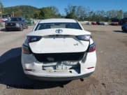 ✅ 2018 Toyota Yaris • VIN: 3MYDLBYV8JY329199 • Лот: 43352455. Опубликован ранее на IAAI с пробегом 77 549 миль. Бесплатный доступ к архиву аукционных продаж из США и подробный отчёт об истории автомобиля на DreamBid. Изображение 17.