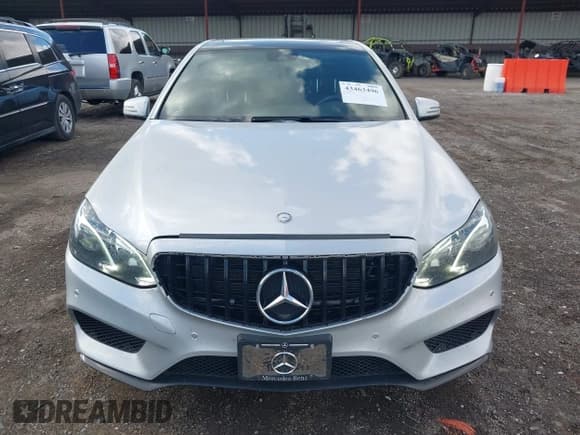 ✅ 2016 Mercedes-Benz E 350 Luxury • VIN: WDDHF8JB7GB228601 • Lot: 43463496. Wystawiony na IAAI z przebiegiem 101 361 mil. Bezpłatny archiwum sprzedaży aukcyjnych z USA i szczegółowy raport historii pojazdu na DreamBid. Zdjęcie 12.