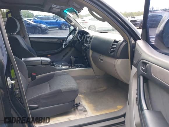 ✅ 2003 Toyota 4Runner SR5 • VIN: JTEZU14RX30007340 • Лот: 42361002. Опубликован ранее на IAAI с пробегом 168 457 миль. Бесплатный доступ к архиву аукционных продаж из США и подробный отчёт об истории автомобиля на DreamBid. Изображение 5.