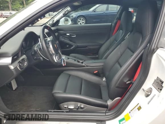 ✅ 2015 Porsche 911 Carrera S • VIN: WP0AB2A98FS124697 • Lot: 58403655. Listed on Copart with 19,837 mi. Free auction sales archive from the USA and detailed vehicle history report at DreamBid. Image 7.