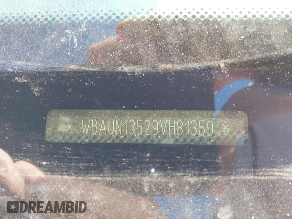 ✅ 2009 BMW 1 Series 128i • VIN: WBAUN13529VH81359 • Lot: 42531593. Listed on IAAI with 62,322 mi. Free auction sales archive from the USA and detailed vehicle history report at DreamBid. Image 9.