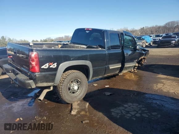 ✅ 2003 Chevrolet Silverado 2500HD LS • VIN: 1GCHK29193E212908 • Lot: 86695954. Wystawiony na Copart z przebiegiem 90 342 mil. Bezpłatny archiwum sprzedaży aukcyjnych z USA i szczegółowy raport historii pojazdu na DreamBid. Zdjęcie 3.