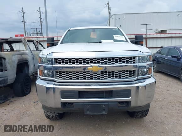 ✅ 2019 Chevrolet Silverado 2500HD Work Truck • VIN: 2GC2KREG0K1194436 • Лот: 43074666. Опубликован ранее на IAAI с пробегом 55 347 миль. Бесплатный доступ к архиву аукционных продаж из США и подробный отчёт об истории автомобиля на DreamBid. Изображение 12.