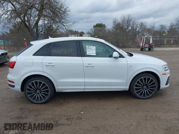 ✅ 2017 Audi Q3 Prestige • VIN: WA1GCCFS7HR011966 • Lot: 41690688. Listed on IAAI with 130,987 mi. Free auction sales archive from the USA and detailed vehicle history report at DreamBid. Image 13.