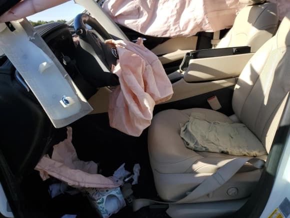 ✅ 2020 Buick Envision Premium • VIN: LRBFX3SX4LD044192 • Лот: 49332225. Опубликован ранее на Copart с пробегом Не указан. Бесплатный доступ к архиву аукционных продаж из США и подробный отчёт об истории автомобиля на DreamBid. Изображение 7.