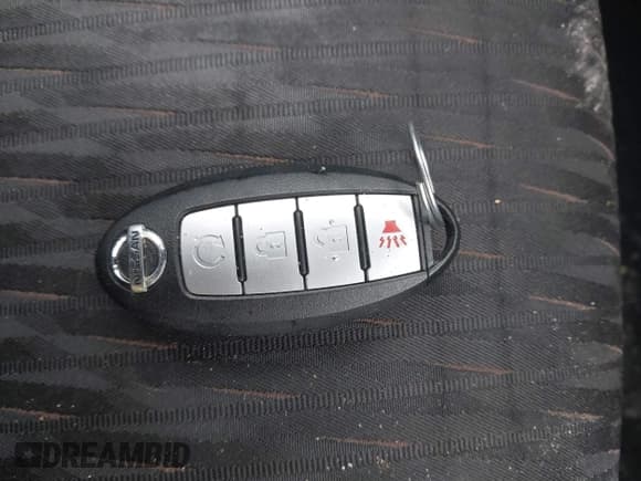 ✅ 2017 Nissan Rogue SL • VIN: 5N1AT2MV5HC741988 • Lot: 43794637. Wystawiony na IAAI z przebiegiem 141 965 mil. Bezpłatny archiwum sprzedaży aukcyjnych z USA i szczegółowy raport historii pojazdu na DreamBid. Zdjęcie 11.