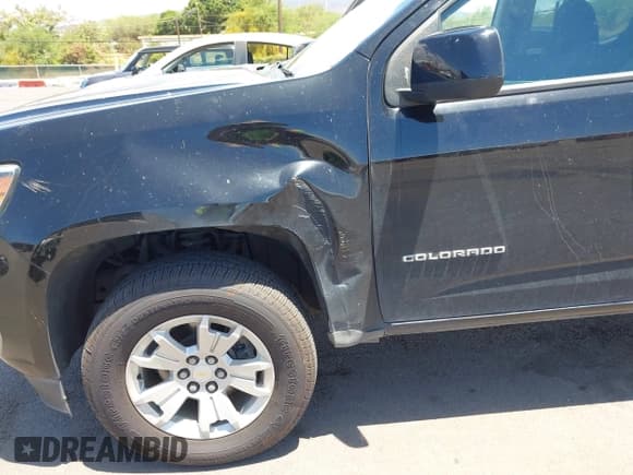 ✅ 2021 Chevrolet Colorado 4WD LT • VIN: 1GCGTCEN2M1178178 • Lot: 43005340. Listed on IAAI with 61,418 mi. Free auction sales archive from the USA and detailed vehicle history report at DreamBid. Image 6.