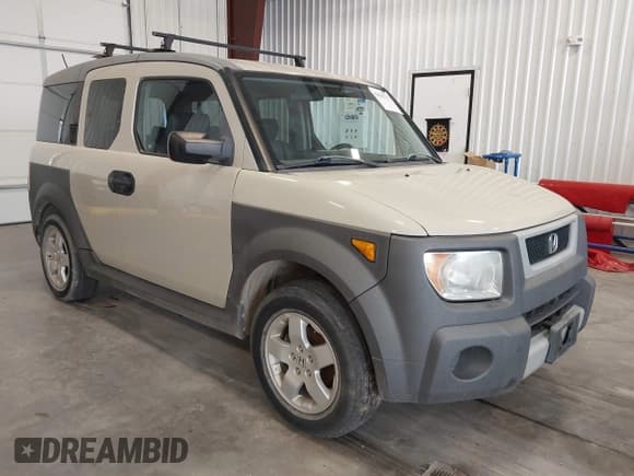 ✅ 2005 Honda Element EX • VIN: 5J6YH27605L000095 • Lot: 42535712. Listed on IAAI with 199,062 mi. Free auction sales archive from the USA and detailed vehicle history report at DreamBid. Image 1.