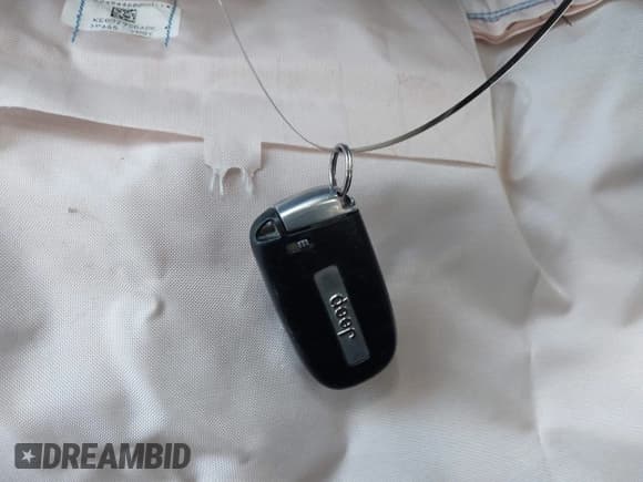 ✅ 2020 Jeep Grand Cherokee Limited • VIN: 1C4RJFBG1LC193568 • Lot: 43515143. Wystawiony na IAAI z przebiegiem 126 057 mil. Bezpłatny archiwum sprzedaży aukcyjnych z USA i szczegółowy raport historii pojazdu na DreamBid. Zdjęcie 11.