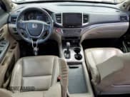 ✅ 2017 Honda Pilot EX-L • VIN: 5FNYF6H63HB083403 • Lot: 68840485. Listed on Copart with 108,704 mi. Free auction sales archive from the USA and detailed vehicle history report at DreamBid. Image 8.