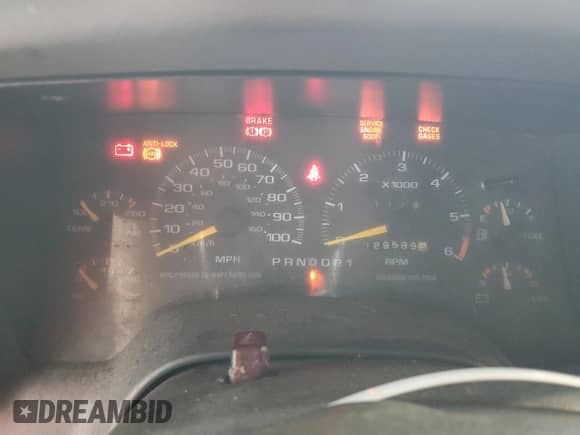 1996 Chevrolet Blazer z VIN 1GNCT18W0TK221519, wystawiony jako Copart lot #61718135 z przebiegiem 129 589 mil mil oraz Czysty tytuł • Clean title. Historia ofert i sprzedaży dostępna na DreamBid. Obrazek 9.