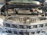 ✅ 2019 Chevrolet Silverado 1500 Custom • VIN: 1GCRWBEH0KZ346015 • Lot: 84266105. Wystawiony na Copart z przebiegiem 89 805 mil. Bezpłatny archiwum sprzedaży aukcyjnych z USA i szczegółowy raport historii pojazdu na DreamBid. Zdjęcie 11.