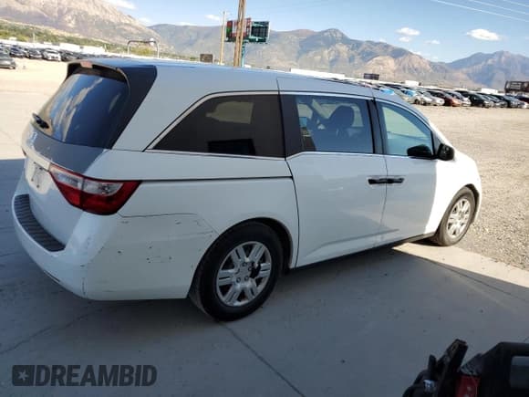 ✅ 2013 Honda Odyssey LX • VIN: 5FNRL5H25DB036128 • Lot: 81769115. Listed on Copart with 167,079 mi. Free auction sales archive from the USA and detailed vehicle history report at DreamBid. Image 3.