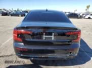 ✅ 2024 Volvo S60 Plus Black Edition • VIN: 7JRL12TH7RG297068 • Lot: 86850815. Wystawiony na Copart z przebiegiem 19 726 mil. Bezpłatny archiwum sprzedaży aukcyjnych z USA i szczegółowy raport historii pojazdu na DreamBid. Zdjęcie 6.