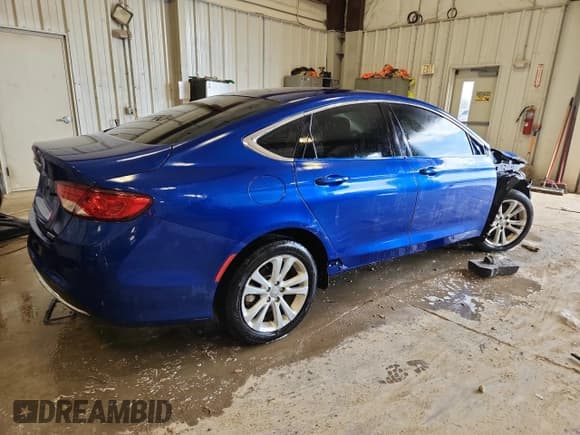 ✅ 2016 Chrysler 200 Limited • VIN: 1C3CCCAB8GN129885 • Lot: 84983875. Wystawiony na Copart z przebiegiem 106 455 mil. Bezpłatny archiwum sprzedaży aukcyjnych z USA i szczegółowy raport historii pojazdu na DreamBid. Zdjęcie 3.