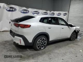 ✅ 2026 BMW X2 xDrive28i • VIN: WBX63GM0XT5406561 • Лот: 86262415. Опубликован ранее на Copart с пробегом 2 226 миль. Бесплатный доступ к архиву аукционных продаж из США и подробный отчёт об истории автомобиля на DreamBid. Изображение 3.