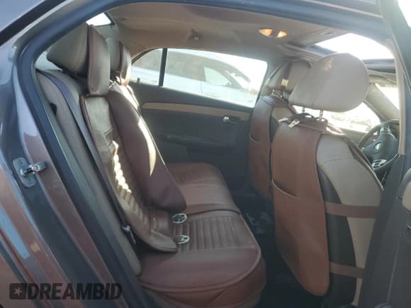 ✅ 2010 Chevrolet Malibu 2LT • VIN: 1G1ZD5EB1AF131190 • Lot: 76551574. Wystawiony na Copart z przebiegiem 124 392 mil. Bezpłatny archiwum sprzedaży aukcyjnych z USA i szczegółowy raport historii pojazdu na DreamBid. Zdjęcie 10.