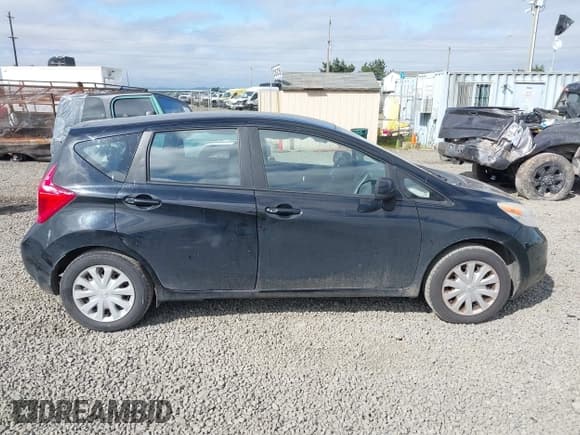 ✅ 2014 Nissan Note SV • VIN: 3N1CE2CP7EL411296 • Lot: 42334796. Listed on IAAI with 132,107 mi. Free auction sales archive from the USA and detailed vehicle history report at DreamBid. Image 13.