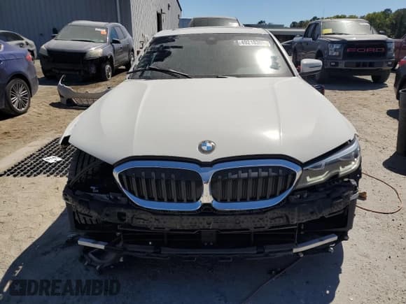 ✅ 2021 BMW 3 Series 330i xDrive • VIN: 3MW5R7J04M8B98304 • Lot: 49218305. Wystawiony na Copart z przebiegiem 16 246 mil. Bezpłatny archiwum sprzedaży aukcyjnych z USA i szczegółowy raport historii pojazdu na DreamBid. Zdjęcie 5.
