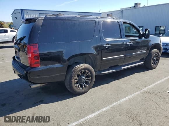 ✅ 2007 Chevrolet Suburban Commercial • VIN: 3GNGK26K97G250685 • Lot: 71324175. Wystawiony na Copart z przebiegiem 181 063 mil. Bezpłatny archiwum sprzedaży aukcyjnych z USA i szczegółowy raport historii pojazdu na DreamBid. Zdjęcie 3.