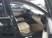 ✅ 2015 Volkswagen Jetta SE • VIN: 3VWD17AJ2FM273961 • Лот: 43804724. Опубликован ранее на IAAI с пробегом 155 447 миль. Бесплатный доступ к архиву аукционных продаж из США и подробный отчёт об истории автомобиля на DreamBid. Изображение 5.