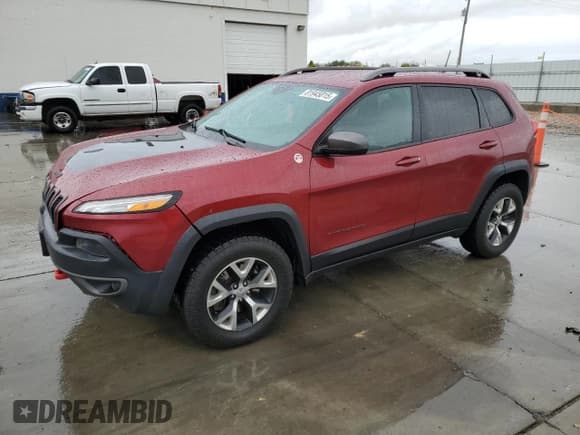 ✅ 2016 Jeep Cherokee Trailhawk • VIN: 1C4PJMBB7GW343851 • Lot: 81945015. Wystawiony na Copart z przebiegiem 91 513 mil. Bezpłatny archiwum sprzedaży aukcyjnych z USA i szczegółowy raport historii pojazdu na DreamBid. Zdjęcie 1.