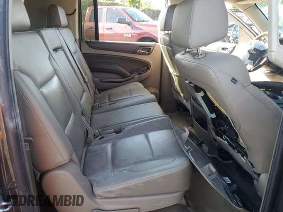 ✅ 2015 Chevrolet Suburban LT • VIN: 1GNSCJKC2FR238845 • Lot: 82429885. Listed on Copart with 65,404 mi. Free auction sales archive from the USA and detailed vehicle history report at DreamBid. Image 11.