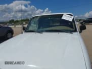 ✅ 1996 Ford Ranger XL • VIN: 1FTCR14A3TPA79901 • Lot: 42974846. Wystawiony na IAAI z przebiegiem 205 773 mil. Bezpłatny archiwum sprzedaży aukcyjnych z USA i szczegółowy raport historii pojazdu na DreamBid. Zdjęcie 6.