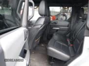 ✅ 2023 Ford Bronco • VIN: 1FMEE5DP0PLA97359 • Lot: 42130581. Wystawiony na IAAI z przebiegiem 32 335 mil. Bezpłatny archiwum sprzedaży aukcyjnych z USA i szczegółowy raport historii pojazdu na DreamBid. Zdjęcie 21.