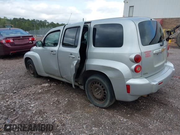 ✅ 2010 Chevrolet HHR LS • VIN: 3GNBAADB5AS506058 • Lot: 41918974. Listed on IAAI with 299,534 mi. Free auction sales archive from the USA and detailed vehicle history report at DreamBid. Image 3.