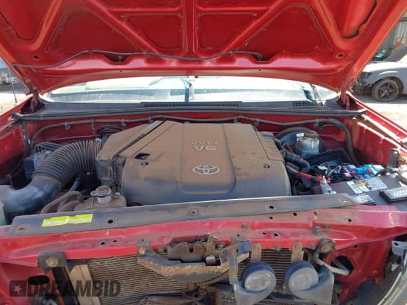 ✅ 2009 Toyota Tacoma • VIN: 3TMLU42N79M021732 • Lot: 42772479. Listed on IAAI with 177,817 mi. Free auction sales archive from the USA and detailed vehicle history report at DreamBid. Image 10.