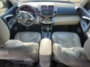 ✅ 2011 Toyota RAV4 Limited • VIN: 2T3YK4DV2BW013762 • Лот: 63755905. Опубликован ранее на Copart с пробегом 183 828 миль. Бесплатный доступ к архиву аукционных продаж из США и подробный отчёт об истории автомобиля на DreamBid. Изображение 8.