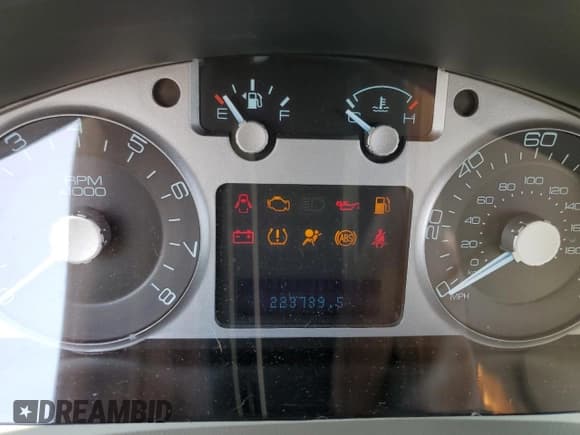 ✅ 2011 Mercury Mariner Premier • VIN: 4M2CN8HG0BKJ01779 • Лот: 52185923. Опубликован ранее на Copart с пробегом 223 739 миль. Бесплатный доступ к архиву аукционных продаж из США и подробный отчёт об истории автомобиля на DreamBid. Изображение 9.