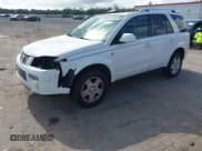 ✅ 2006 Saturn VUE • VIN: 5GZCZ53446S879075 • Lot: 42504308. Wystawiony na IAAI z przebiegiem 212 972 mil. Bezpłatny archiwum sprzedaży aukcyjnych z USA i szczegółowy raport historii pojazdu na DreamBid. Zdjęcie 2.