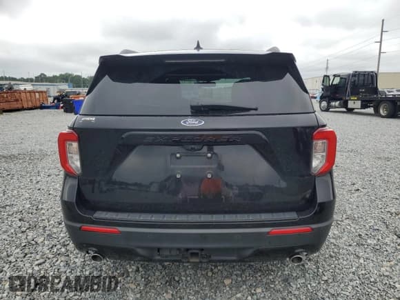 ✅ 2022 Ford Explorer ST-Line • VIN: 1FMSK7KH2NGB25199 • Lot: 67280825. Listed on Copart with 70,464 mi. Free auction sales archive from the USA and detailed vehicle history report at DreamBid. Image 6.