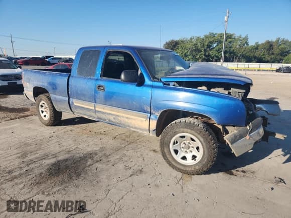 ✅ 2004 Chevrolet Silverado 1500 • VIN: 2GCEK19T141287328 • Лот: 85942075. Опубликован ранее на Copart с пробегом Не указан. Бесплатный доступ к архиву аукционных продаж из США и подробный отчёт об истории автомобиля на DreamBid. Изображение 4.