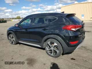 2018 Hyundai Tucson Value z VIN KM8J3CA2XJU817124, wystawiony jako Copart lot #89713915 z przebiegiem 139 739 mil mil oraz Czysty tytuł • Clean title. Historia ofert i sprzedaży dostępna na DreamBid. Obrazek 2.