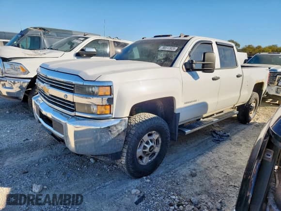 ✅ 2015 Chevrolet Silverado 2500HD LT • VIN: 1GC1KVEG3FF165208 • Lot: 90517925. Wystawiony na Copart z przebiegiem 311 427 mil. Bezpłatny archiwum sprzedaży aukcyjnych z USA i szczegółowy raport historii pojazdu na DreamBid. Zdjęcie 1.