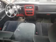 ✅ 2005 Dodge 1500 SLT • VIN: 1D7HU18N65S122067 • Лот: 71276584. Опубликован ранее на Copart с пробегом 274 360 миль. Бесплатный доступ к архиву аукционных продаж из США и подробный отчёт об истории автомобиля на DreamBid. Изображение 8.